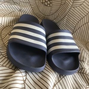 Women’s size 10 adidas slides